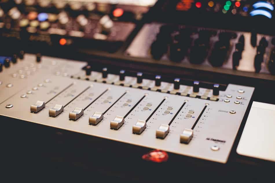 How to properly mix your drums